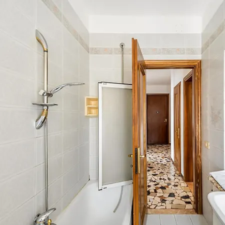 Cozy Near Venice With Balcony! Apartment Campalto