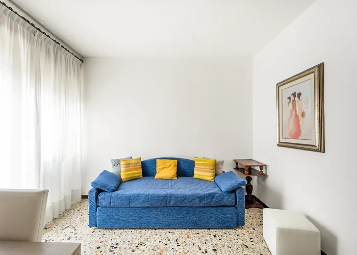 Apartmán Cozy Near Venice With Balcony!